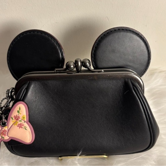 Coach Disney X  Kisslock Wristlet Minnie Mouse Ears Limited Edition - Picture 4 of 8